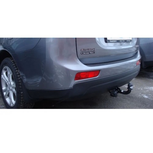 Фаркоп Auto-Hak для Mitsubishi Outlander III 2012-2018. Артикул Z 42