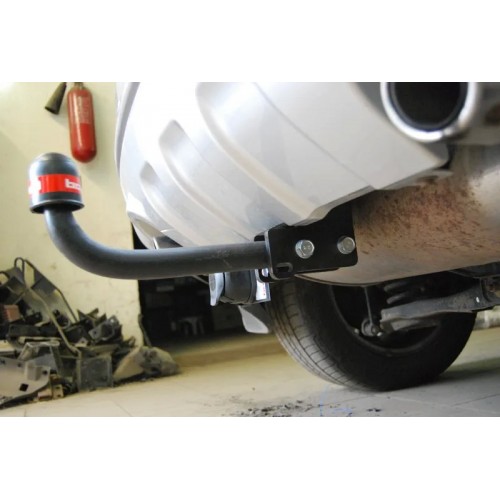 Фаркоп Bosal для Ford Kuga I 2008-2012. Артикул 3961-A