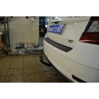 Фаркоп Westfalia для Skoda Octavia A7 лифтбэк, универсал (вкл. Scout и RS) 2013-2020. Быстросъемный крюк. Артикул 317132600001