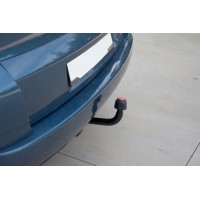 Фаркоп Aragon для Citroen C4 Picasso I (5-7 мест) 2006-2013. Артикул E1220AA