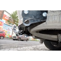 Фаркоп Baltex для Toyota Land Cruiser 200 2007-2020. (с декор. пластиной) Фланцевое крепление. Артикул Y-20aS