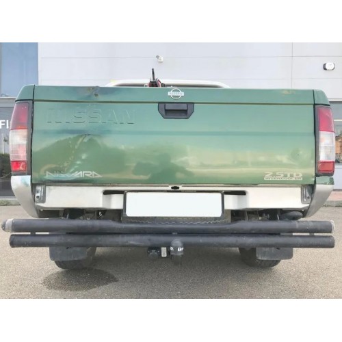 Фаркоп Aragon для Nissan Navara D22 1999-2002. Артикул E4404AA