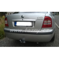 Фаркоп Galia оцинкованный для Skoda Octavia Tour седан, универсал 2004-2010. Артикул S085A