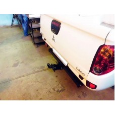 Фаркоп Baltex для Mitsubishi L200 IV (длинная база) 2009-2015. Фланцевое крепление. Артикул 14.2604.21
