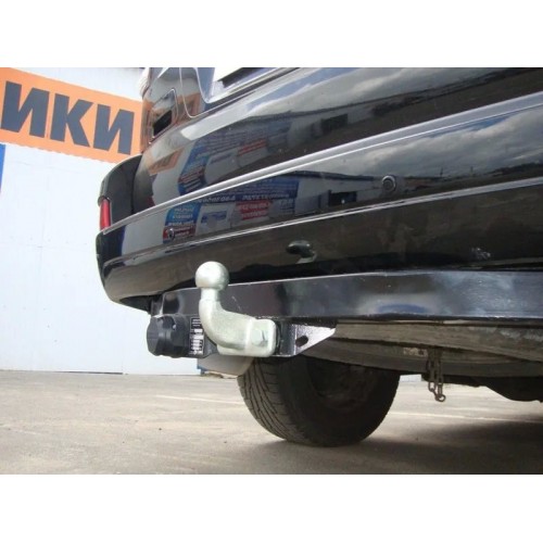 Фаркоп Imiola для Toyota Land Сruiser Prado 120 2003-2009. Фланцевое крепление. Артикул T.052