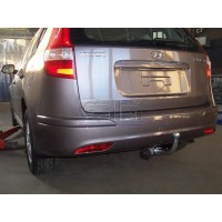 Фаркоп Galia оцинкованный для Hyundai i30 I универсал 2008-2011. Быстросъемный крюк. Артикул H076C