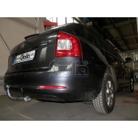 Фаркоп Galia оцинкованный для Skoda Octavia Tour седан, универсал 2004-2013. Быстросъемный крюк. Артикул S086C
