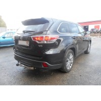 Фаркоп Baltex для Toyota Highlander III 2014-2020. (с декор. накладкой) Фланцевое крепление. Артикул 24.2554.08