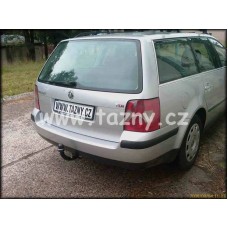 Фаркоп Auto-Hak для Volkswagen Passat B5 седан, универсал (искл. Quattro) 1996-2005. Артикул K 34