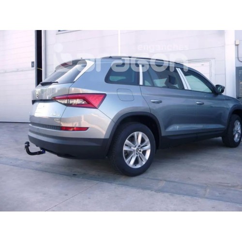 Фаркоп Aragon (быстросъемный крюк, вертикальное крепление) для Volkswagen Tiguan I 2007-2016. Артикул E5908AV