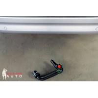 Фаркоп Westfalia для Volvo V70 III универсал (вкл. AWD) 2007-2016. Быстросъемный крюк. Артикул 320076600001