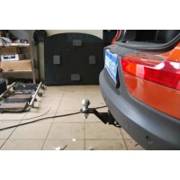 Фаркоп Bizon для Kia Sportage III 2010-2016. Быстросъемный крюк. Артикул FA 1006-E