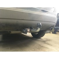 Фаркоп Galia оцинкованный для Volvo V60 2010-2020. Артикул V070A