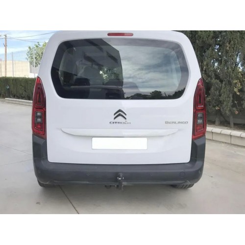 Фаркоп Aragon для Peugeot Partner ll (Tepee) (короткая база) 2008-2020. Артикул E1212BA