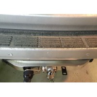 Тюнинговый фаркоп Bosal с металлической накладкой для Toyota Land Cruiser 200 (вкл. Executive и Excalibur) 2007-2020. Фланцевое крепление. Артикул 3018-FL