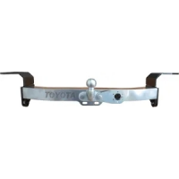 Фаркоп Мотодор для Toyota Land Cruiser 200 2007-2020 с нержавеющей накладкой. Фланцевое крепление. Артикул 92517-FEN