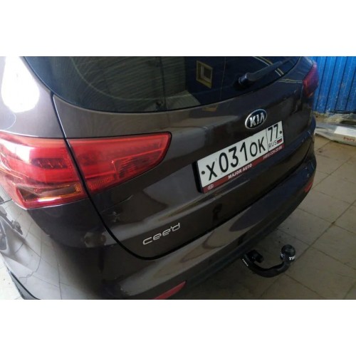 Фаркоп Brink (Thule) для Hyundai i30 II GD универсал 2012-2020. Быстросъемный крюк. Артикул 561100