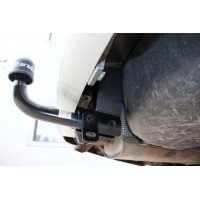 Фаркоп Aragon для Mercedes-Benz C-Класс W203 седан 2000-2007. Артикул E4112BA