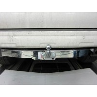 Фаркоп Bosal с металлической накладкой для Toyota Land Cruiser 200 2010-2020. Артикул 3091-FL