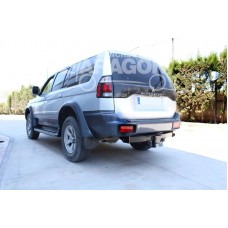 Фаркоп Aragon для Mitsubishi Pajero Sport I 5-дв. 1998-2008. Фланцевое крепление. Артикул E4203AC