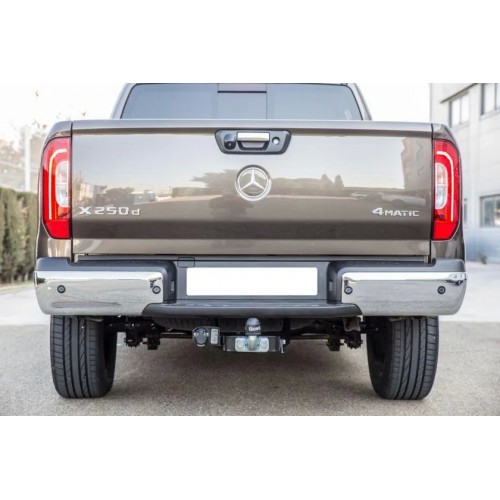Фаркоп Aragon для Nissan Navara D23 с бампером 2015-2020. Фланцевое крепление. Артикул E4131AC