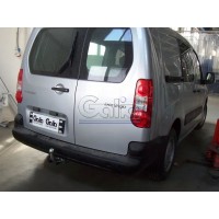 Фаркоп Galia оцинкованный для Peugeot Partner II (Tepee) L2 (длина базы 4680мм) 2008-2020. Артикул C062A
