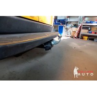 Фаркоп Imiola для Volkswagen Crafter 32 Van (с подножкой) 2006-2016. Фланцевое крепление. Артикул M.031