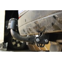 Фаркоп Steinhof для Toyota Land Cruiser Prado 120 3-дв. 2003-2009. Артикул T-163