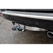 Фаркоп Baltex для Toyota Land Cruiser 100 VX 1998-2007. (с декор. пластиной) Фланцевое крепление. Артикул Y-08a