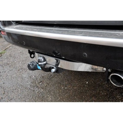 Фаркоп Baltex для Toyota Land Cruiser 100 VX 1998-2007. (с декор. пластиной) Фланцевое крепление. Артикул Y-08a