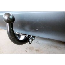 Фаркоп Bosal для Hyundai i30 II универсал 2011-2017. Артикул 6756-A