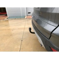Фаркоп Aragon для Ford Kuga I 2008-2012. Артикул E2020AA
