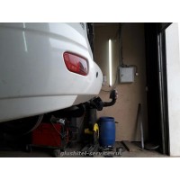 Фаркоп AvtoS для ВАЗ 2112 1999-2009. Артикул VAZ-40