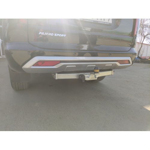 Фаркоп Мотодор для Mitsubishi Pajero III АКПП 2000-2006. Артикул 91313-FE
