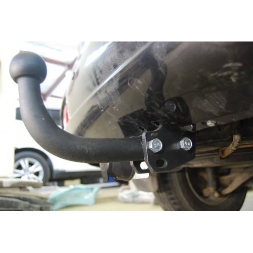 Фаркоп AvtoS для Hyundai Santa Fe Classic 2006-2012. Артикул HY 18