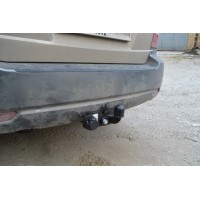 Фаркоп Bosal для Kia Sorento 2006-2008 Фланцевое крепление. Артикул 6740-F