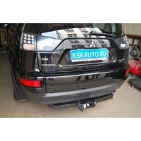 Фаркоп Лидер-Плюс для Mitsubishi Outlander XL 2007-2012. Фланцевое крепление. Артикул M105-FC