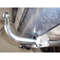 Фаркоп Galia оцинкованный для Peugeot 406 седан 1995-2004. Артикул P027A Фаркоп Galia оцинкованный для Peugeot 406 седан 1995-2004. Артикул P027A