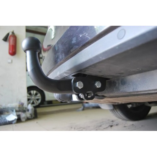 Фаркоп Steinhof для Audi A3 8V хетчбек 3/5-дв. 2012-2020. Артикул V-062