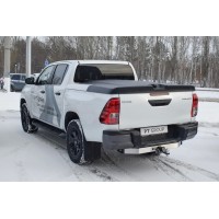 Фаркоп PT Group для Toyota Hilux VIII 2015-2020 с хромированной накладкой. Артикул 09121501