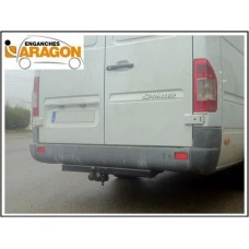 Фаркоп Aragon для Mercedes-Benz Sprinter W903 фургон 1995-2006. Артикул E4107CA