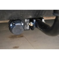 Фаркоп Auto-Hak для Kia Sportage III 2010-2016. Артикул J 60