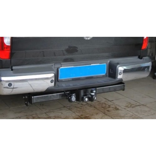 Фаркоп Brink (Thule) для Nissan NP300 2014-2020. Фланцевое крепление. Артикул 658300