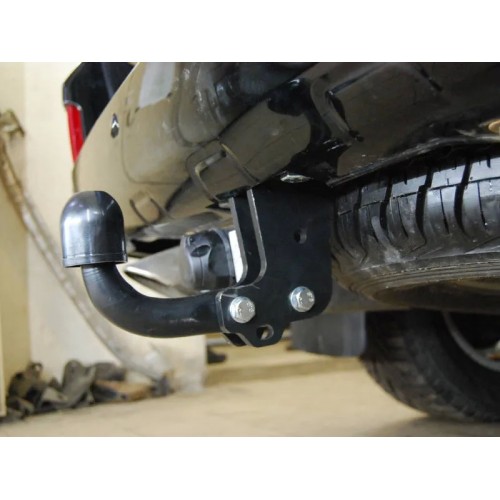 Фаркоп Imiola для Toyota Land Сruiser 200 2008-2020. Артикул T.039